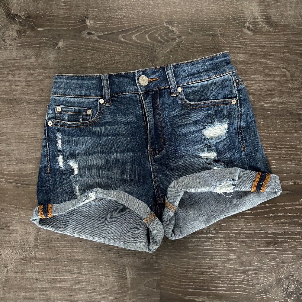 Indigo Rein size 1 jean shorts, dark wash